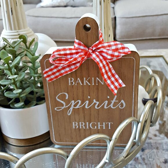NEW! "Baking Spirits Bright" SOLID WOOD TABLE DECOR - Picture 3 of 3